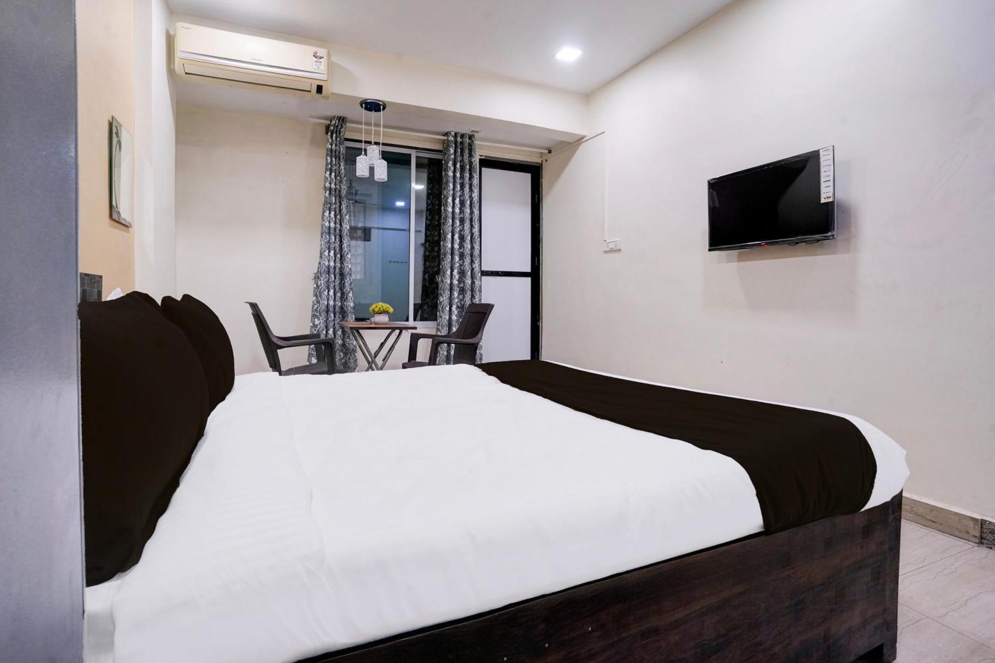 Hotel O Moonlight Residency Bombaj